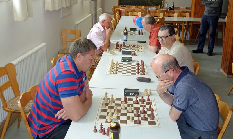 062-schach.jpg